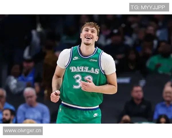 克尼佩尔表现抢眼11投6中斩获19分10篮板9助攻接近三双 克尼佩尔表现抢眼11投6中斩获19分10篮板9助攻接近三双