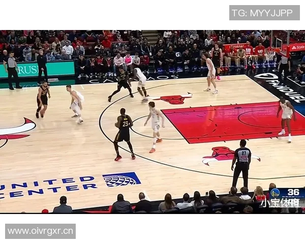 巴特勒上半场状态火热6投5中砍下16分助球队领先表现抢眼 巴特勒上半场状态火热6投5中砍下16分助球队领先表现抢眼