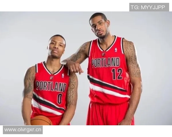 利拉德兼任球员与主帅开拓者新模式引发球迷热议现代篮球的未来方向