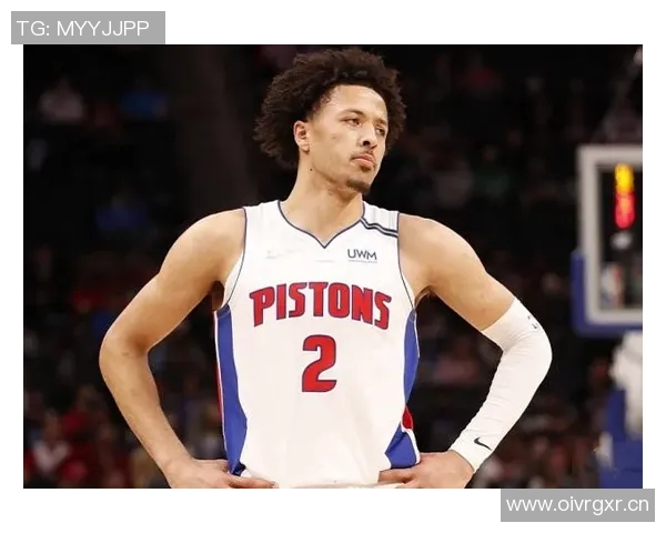 文班强调抢板重要性亚当斯成为球队关注焦点并成功抢下三前板