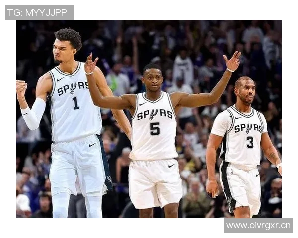 扛起球队重任福克斯场均267分助马刺迎来三连胜