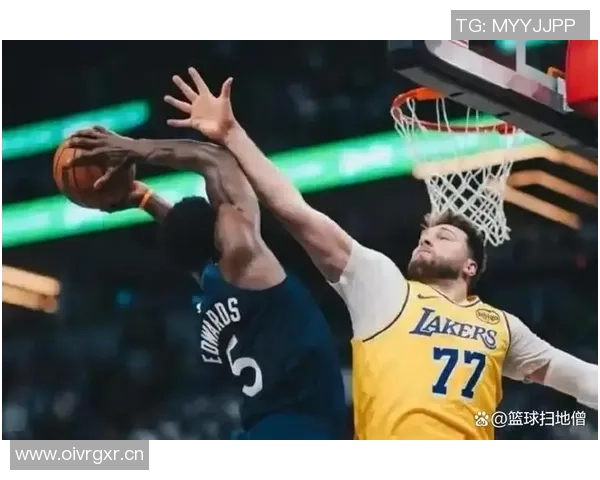 夏季训练成果显著爱德华兹高难度撤步跳投精彩首秀