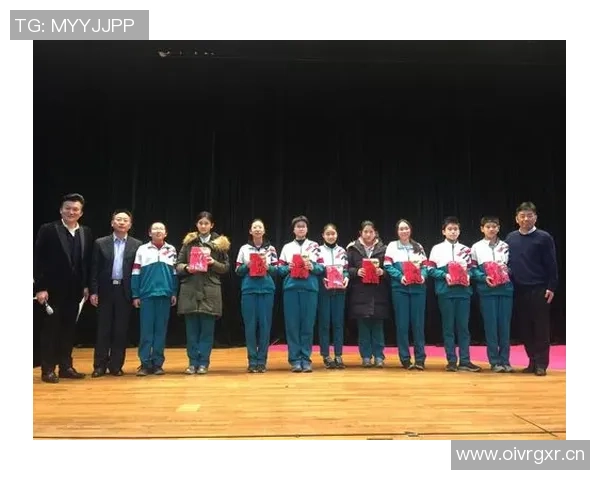 武汉三镇与王毅续约再出发共同书写新篇章