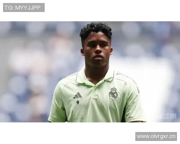 恩德里克租借加盟里昂姆巴佩送上祝福鼓励兄弟加油