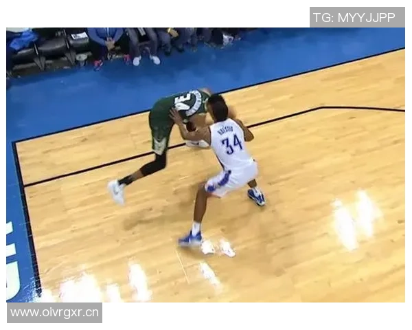 凯塞多同款防守引争议什克鲁莽踩脚裁判视而不见引发热议