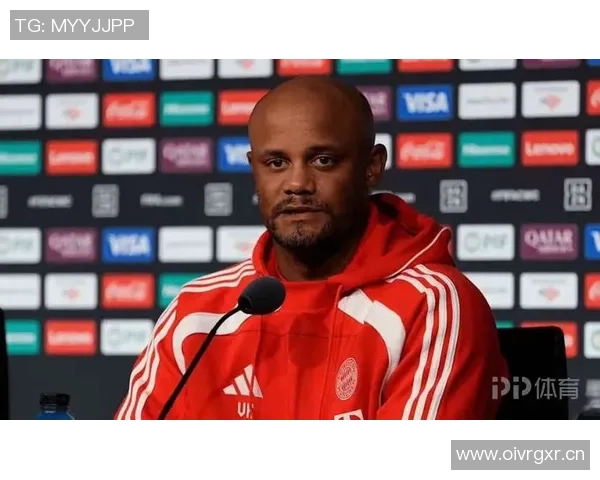 孔帕尼为妻子庆祝40岁生日专程回曼市包下豪华酒店盛大庆典