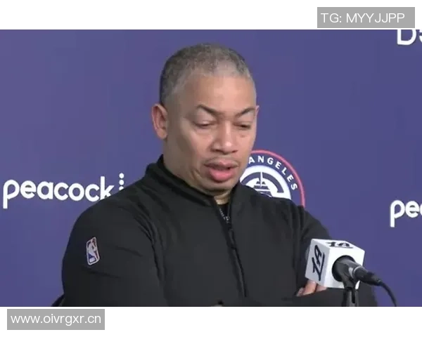 小卡称赞泰伦卢始终积极投入即便在困难决策时也全力以赴