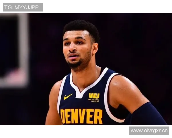 贾马尔穆雷上半场表现稳定7投3中贡献13分2篮板4助攻并罚球全中