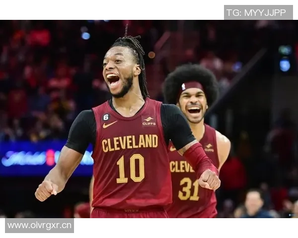 加兰表现低迷16投仅7中贡献16分1板8助2断罚球命中率惨淡正负值为负24