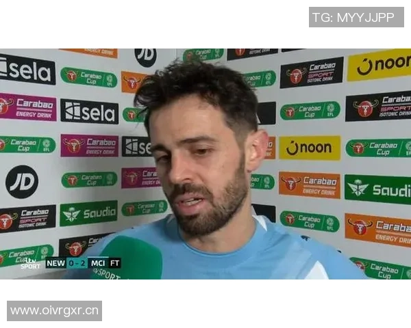 B席谈球队追赶榜首压力称平黑猫在英超是常态