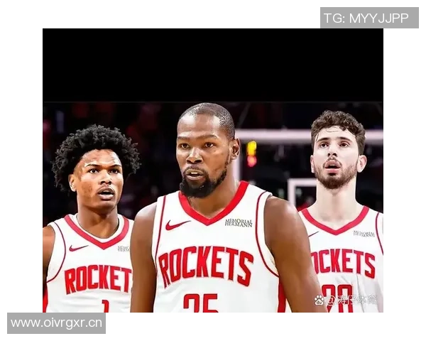 火箭训练营第4日精彩瞬间KD与谢泼德击掌卡佩拉与亚当斯温馨相拥